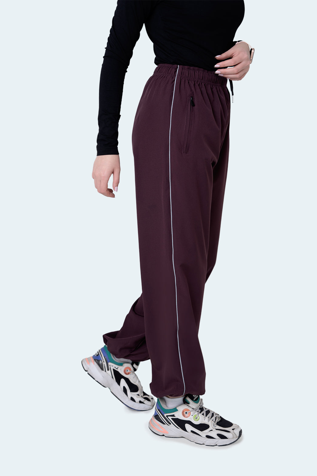 Airlite Lightweight Loose Fit Joggers — Chocolate Plum