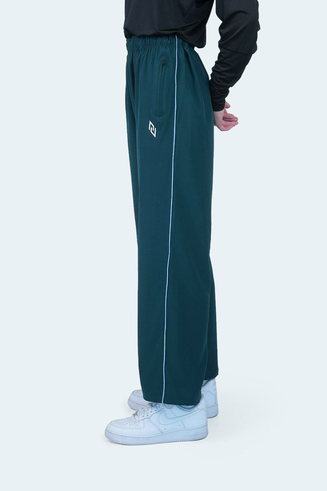 Airlite Lightweight Loose Fit Joggers — Ocean Teal