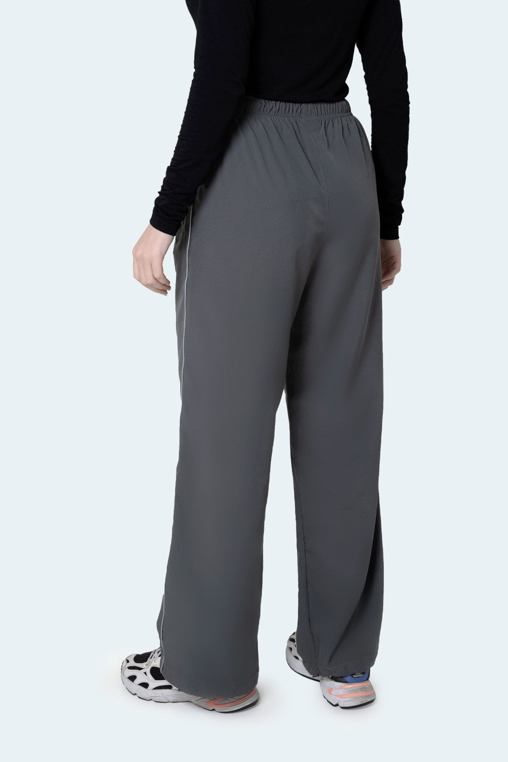 Airlite Lightweight Loose Fit Joggers — Graphite Grey