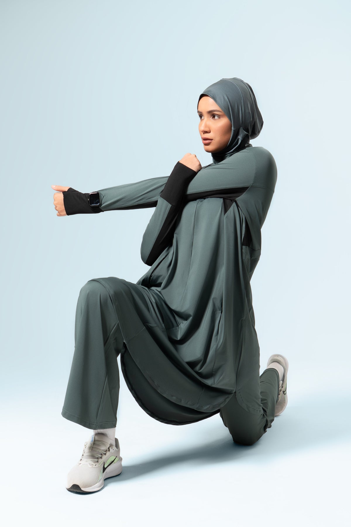 MomentumAir™ Longline Modest Workout Top — Deep Sage