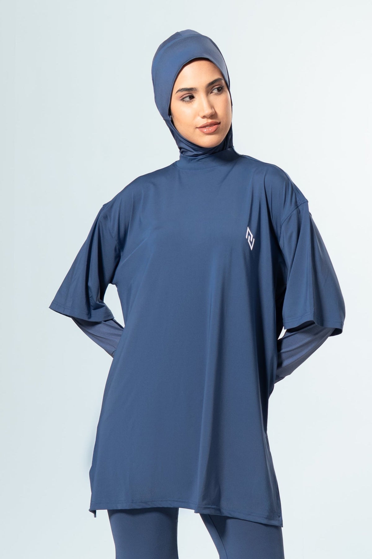 Essential Modest Workout Top — Blueberry