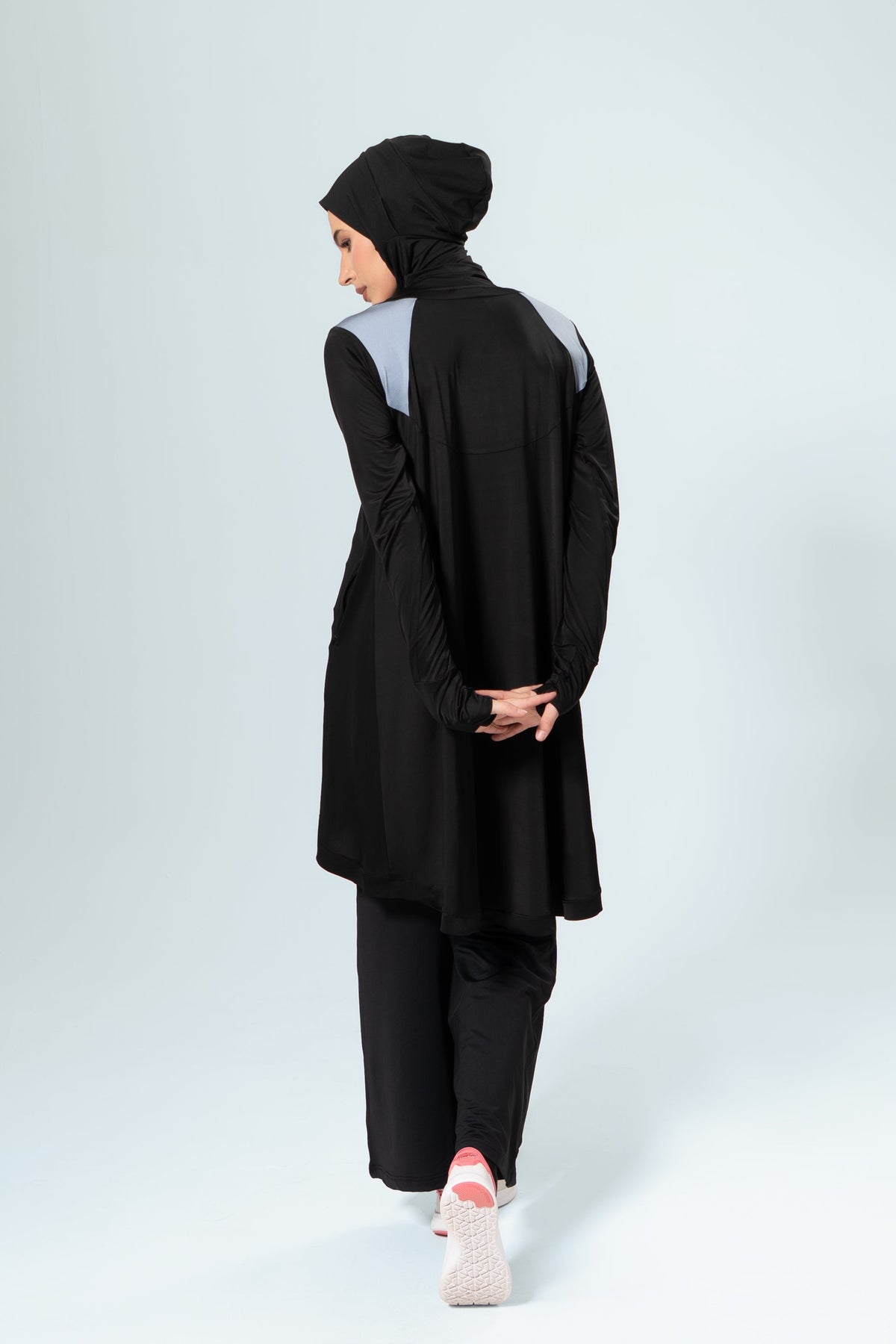 MomentumAir™ Long Sleeve Modest Workout Top — Black