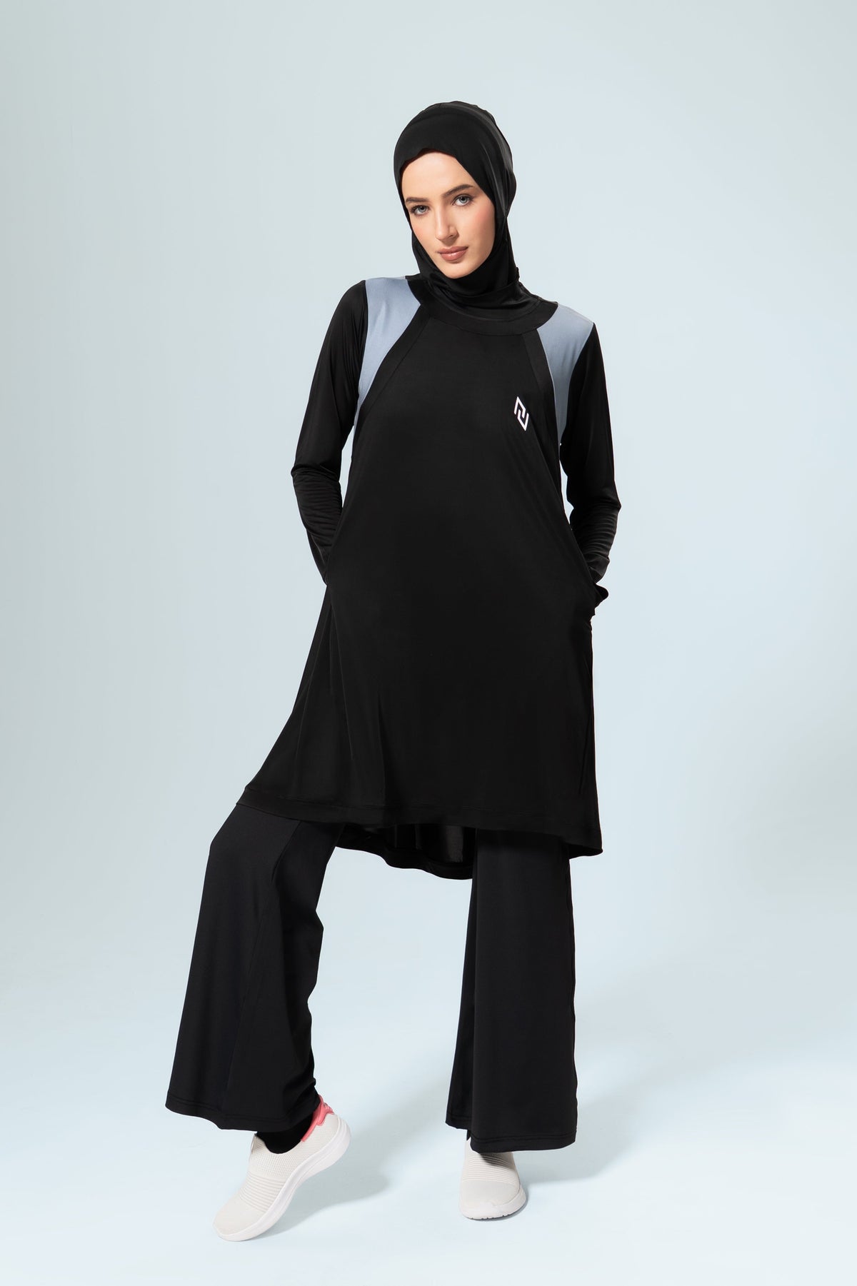 MomentumAir™ Long Sleeve Modest Workout Top — Black