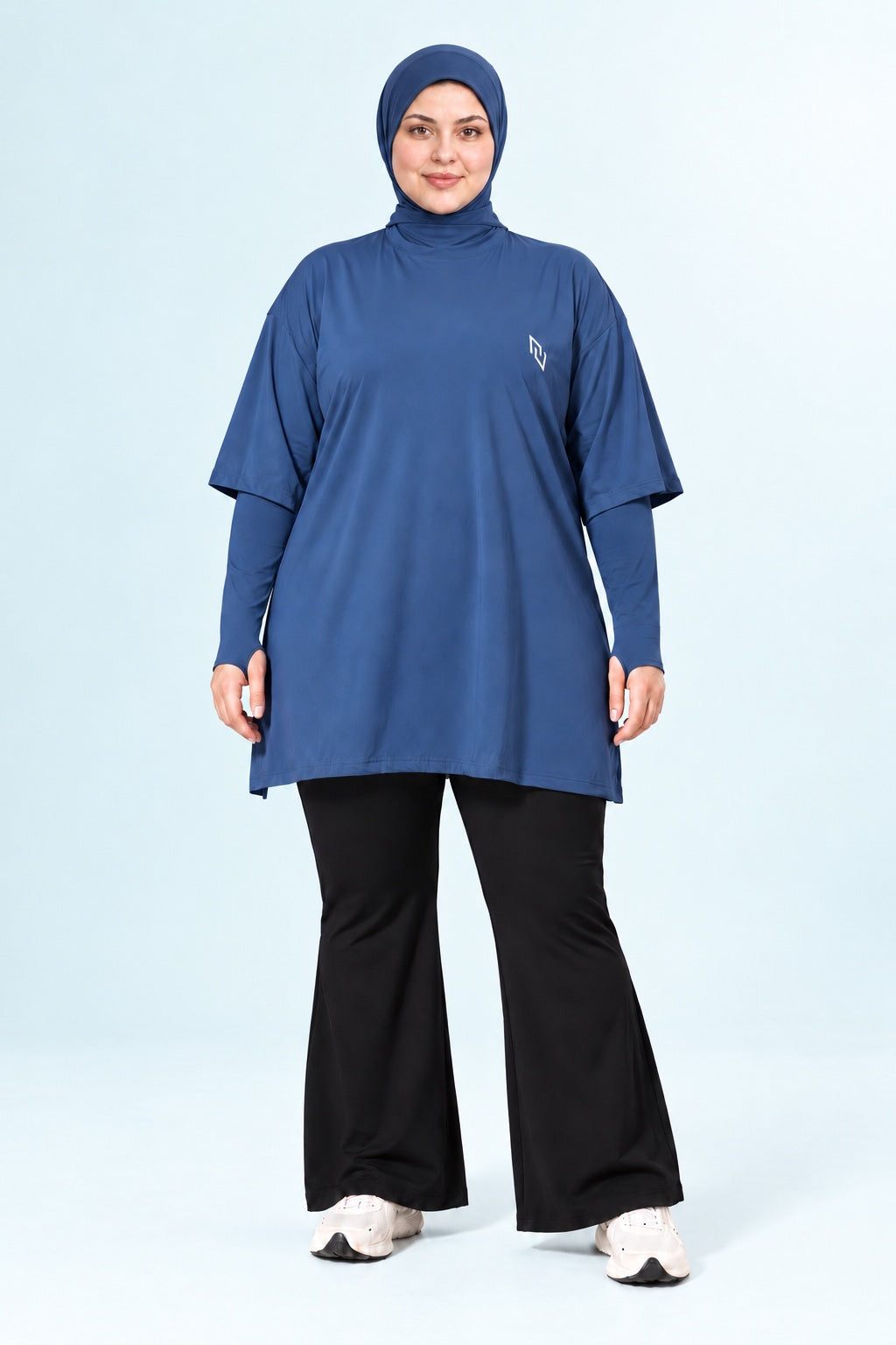 Essential Modest Workout Top — Blueberry
